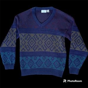 Vintage Men’s V neck Sweater